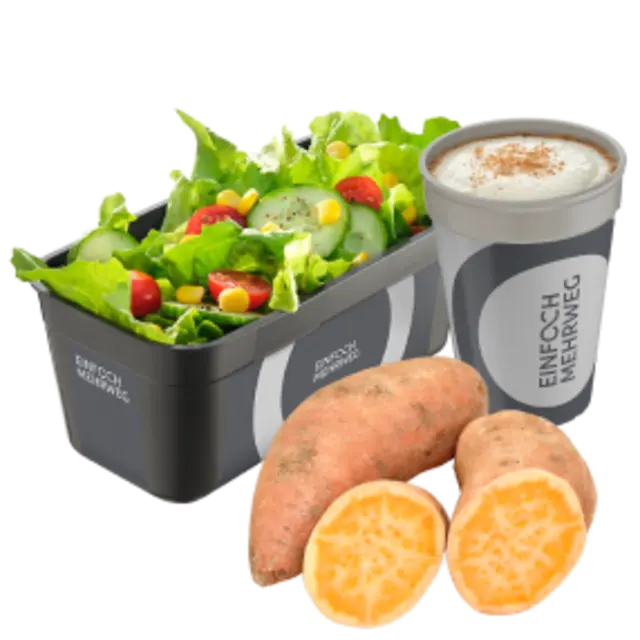 Mehrweg-Salatschalen, -Kaffeebecher und unverpackte Süßkartoffeln.