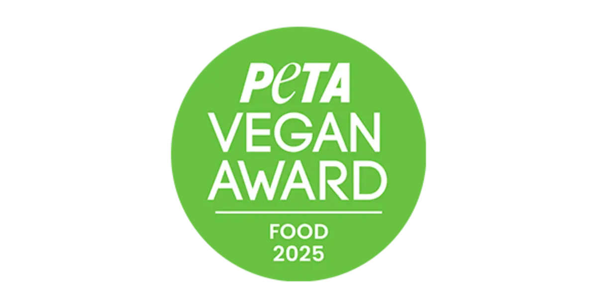 Die Auszeichnung „PETA Vegan Food Award 2025“ in der Kategorie „Beste Vegane Vielfalt“. 