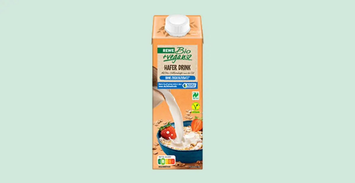 Eine Packung REWE Bio + vegan Hafer Drink.