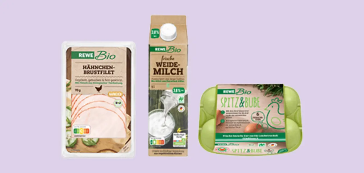 Verschiedene Produkte ohne Gentechnik: REWE Bio Frische Weidemilch, REWE Bio Hähnchen-Brustfilet, REWE Bio und REWE Beste Wahl Spitz & Bube Eier.