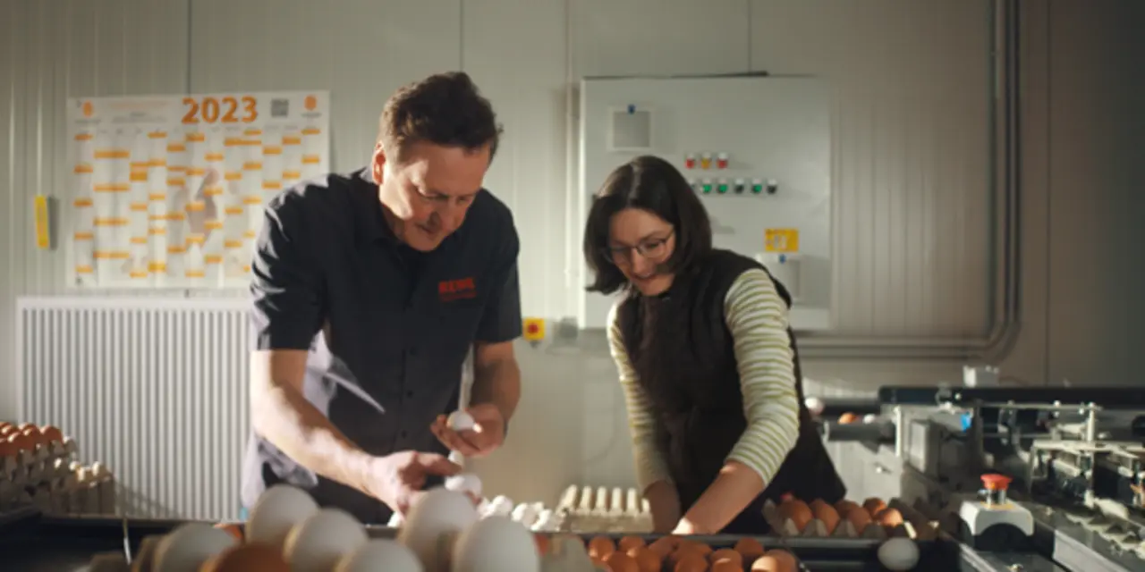 REWE Kaufmann Elmar Engel und Lokal-Partnerin Patricia Keppler.