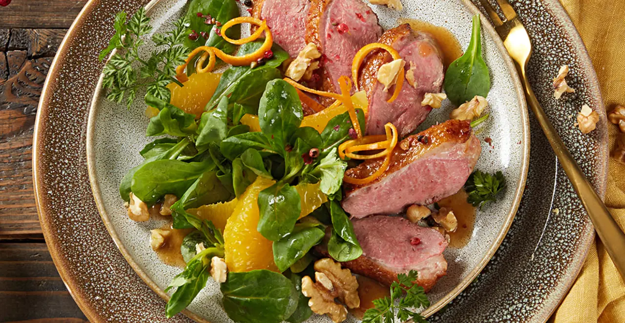Entenbrustfilet auf Feldsalat