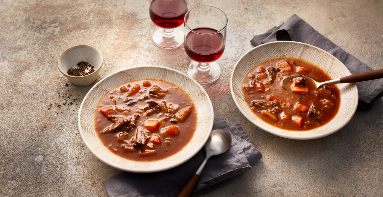 Ochsenschwanzsuppe (gebunden)