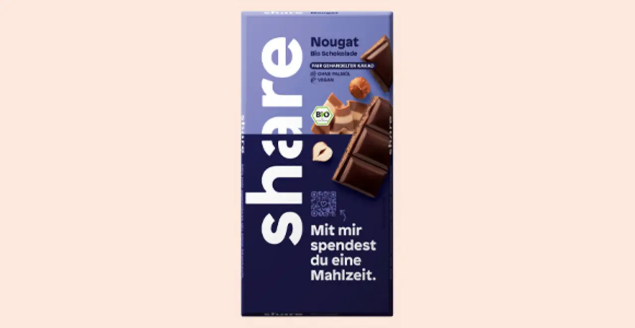 Eine Tafel share Schokolade Nougat.
